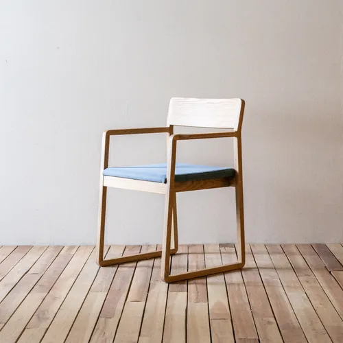 Flo - Frame Arm Chair