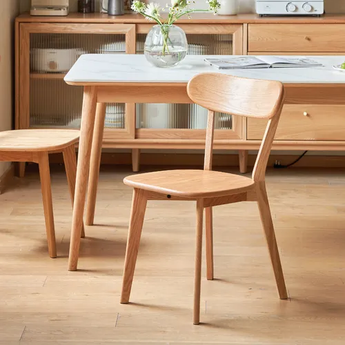 Butterfly dining chair