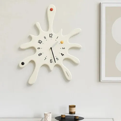 Larsen Echo Clock