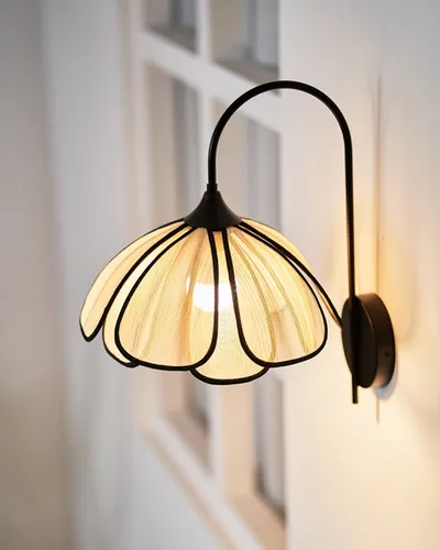 Maya Natural‑Fiber Wall Light