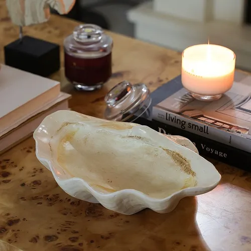 Clam Shell Fruit Bowl