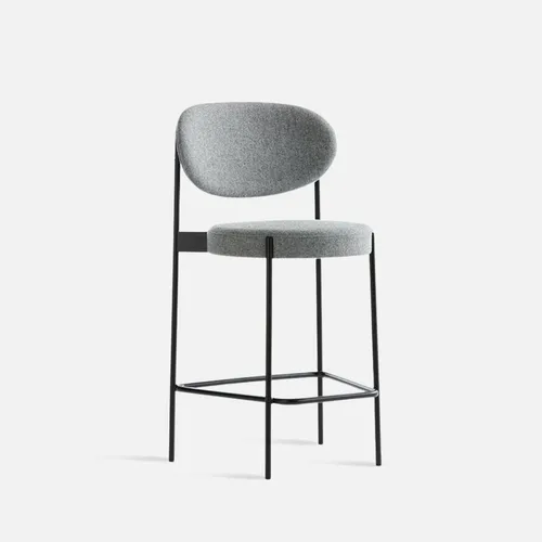 AMARI Bar Stool